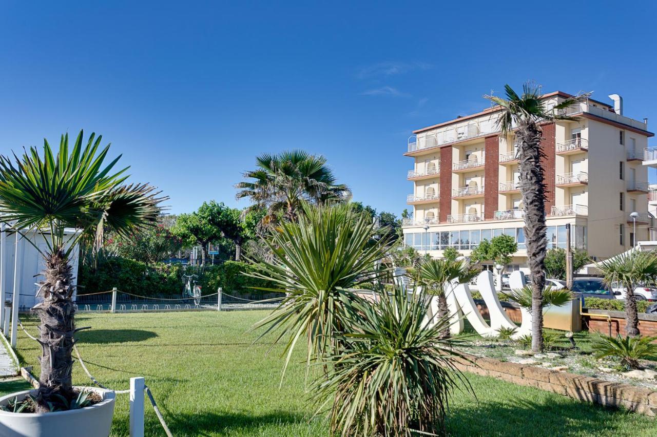Hotel Buenos Aires Cervia Eksteriør billede