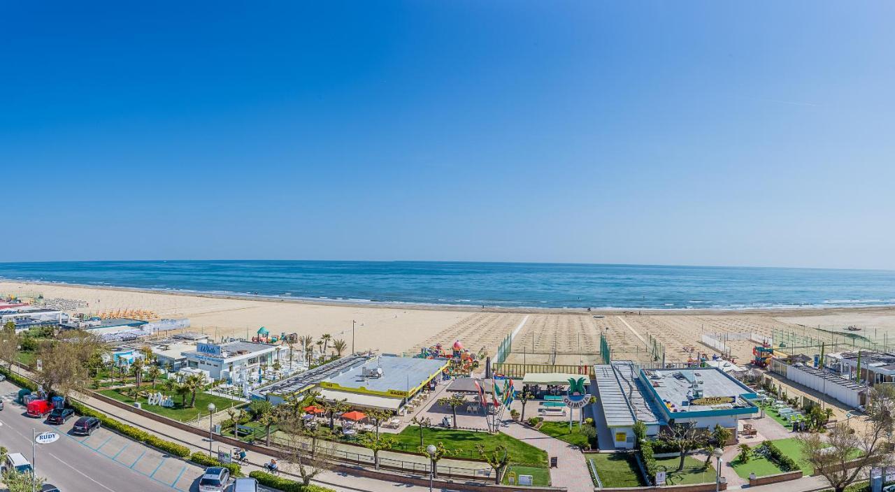 Hotel Buenos Aires Cervia Eksteriør billede