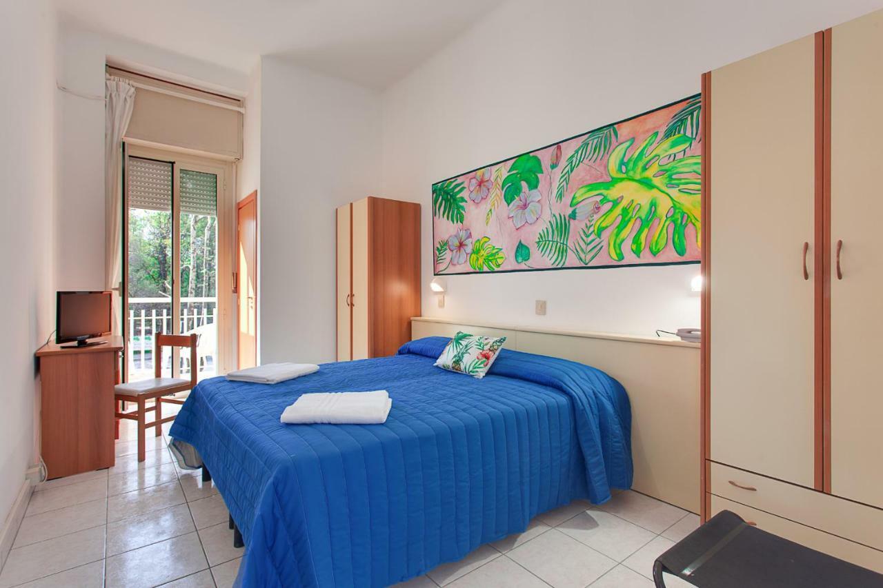 Hotel Buenos Aires Cervia Eksteriør billede